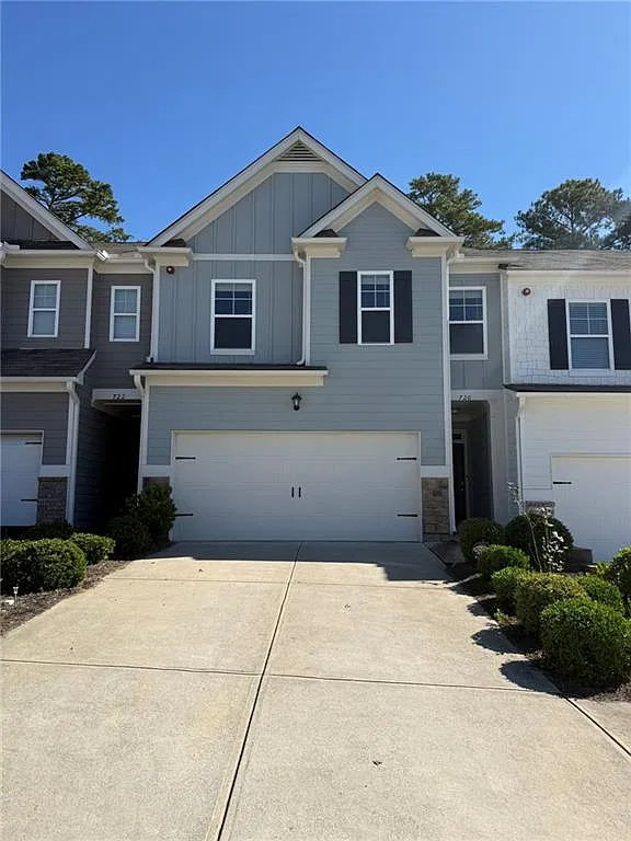 3 bed, 2.5 bath, 1989 sqft, $2,575 — Photo 1