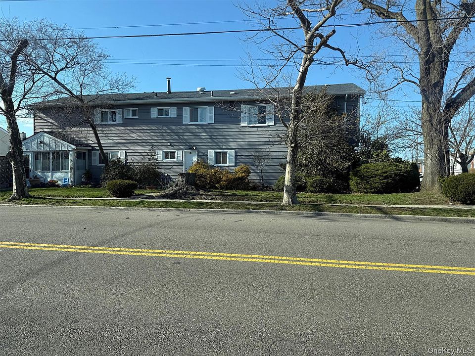 2nd image of 160-52 88th Street