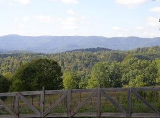 703 Landmark Rd, Jacksboro, TN 37757