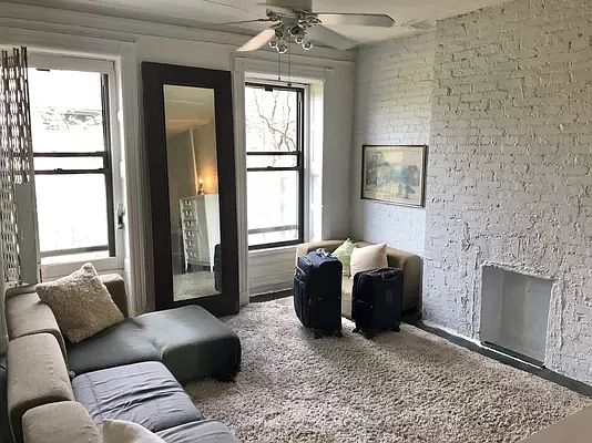 4th image of 456 W 47th St #4