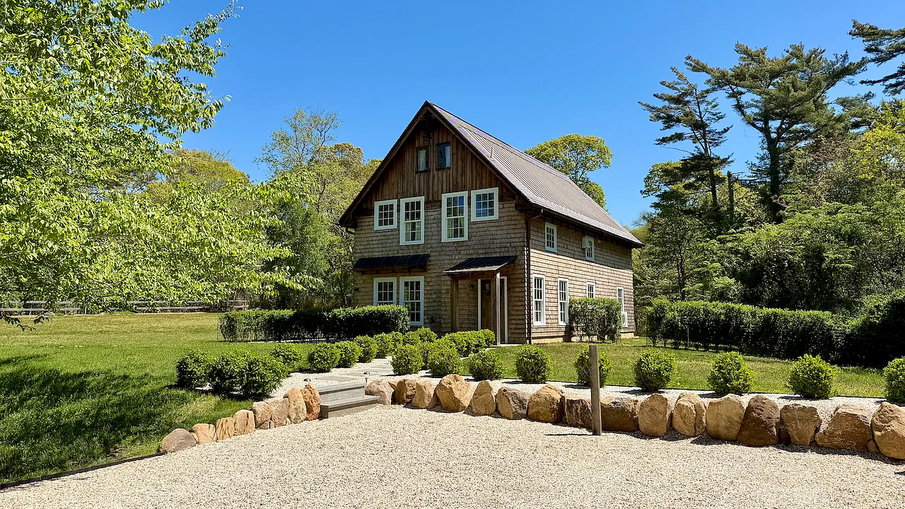 Shorewood Farms — Photo 1