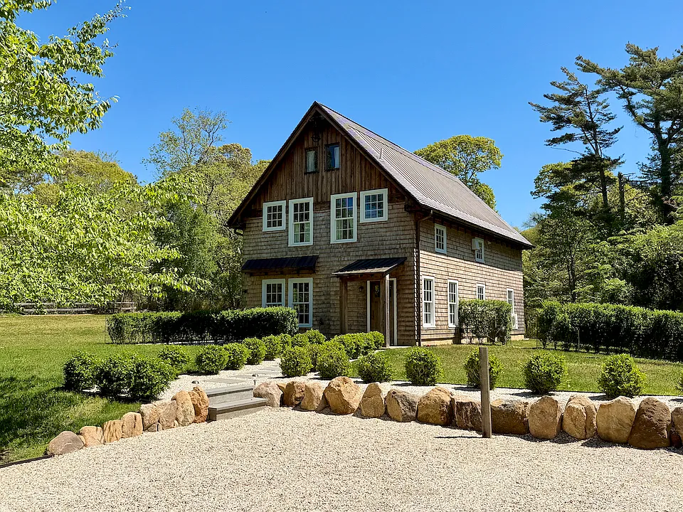 1 Shorewood Rd