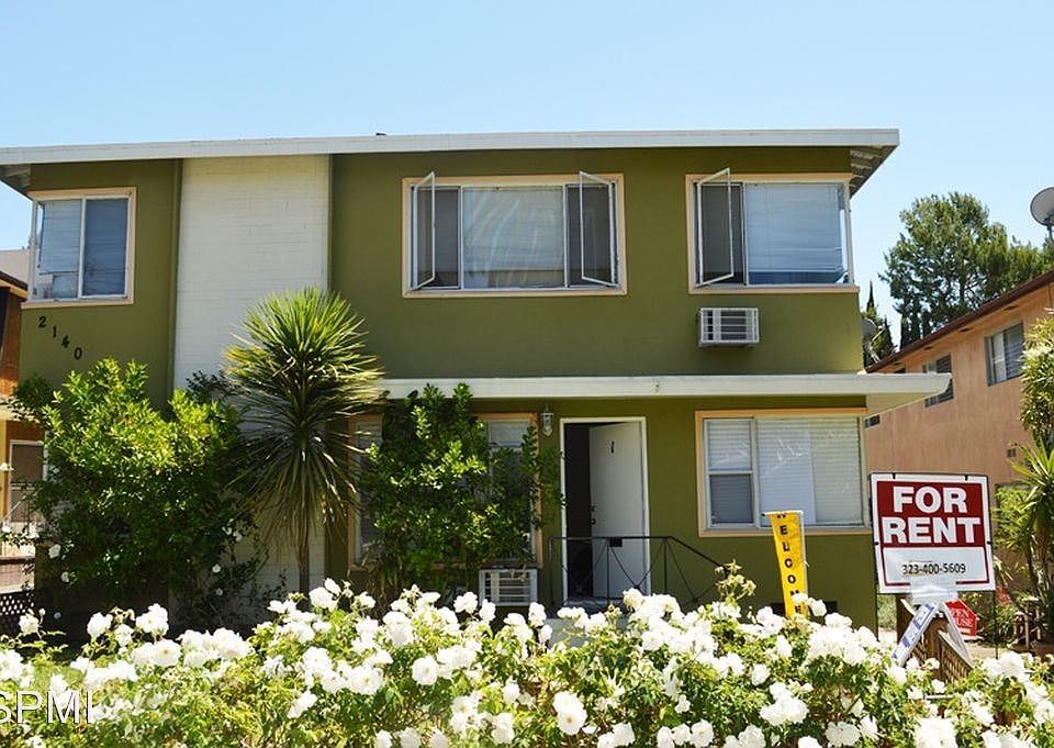 1st image of 2140 N Beachwood Dr APT 15