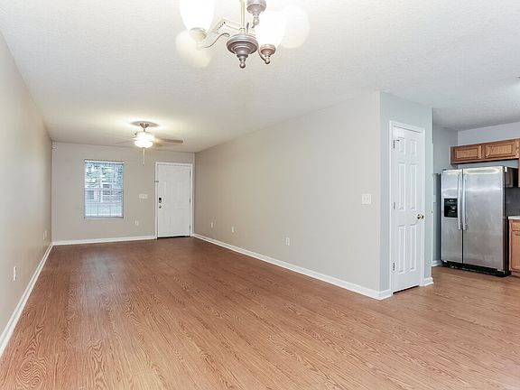 5th image of 8320 Oden Ave