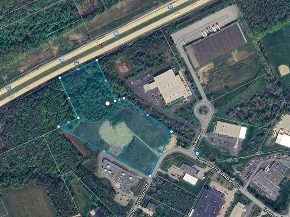 Hawthorne Dr, Erie, PA 16509