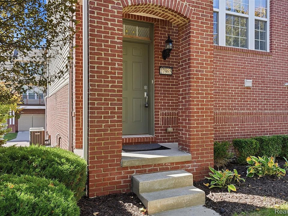 27965 Middleton Dr, photo 5