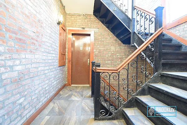 Rented by null | media 20