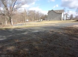 N 20th Ave, Altoona, PA 16601