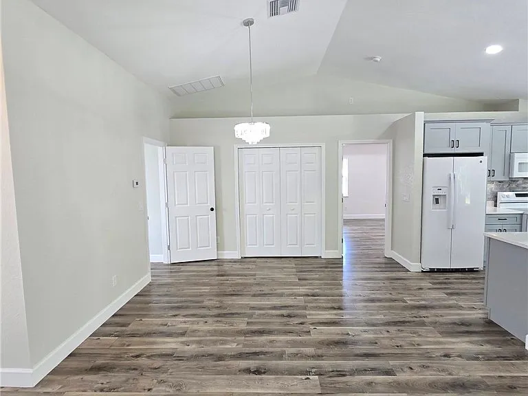 120 Clinton Ave — Photo 14