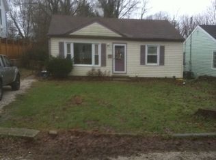 1028 E Maxwell Ln, Bloomington, IN 47401