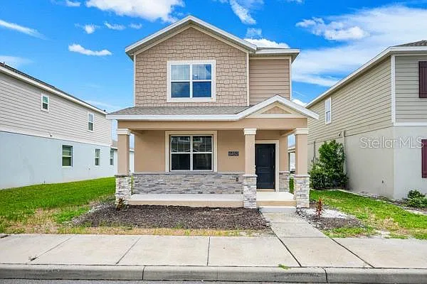 3 bed, 2.5 bath, 1982 sqft, $2,275 — Photo 1