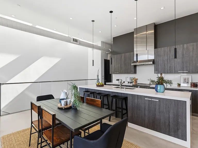 811 Folger Ave — Photo 18