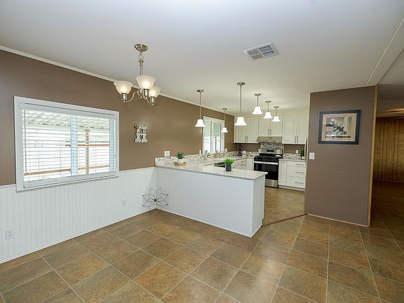 5th image of 3418 N Waring Rd Space 24