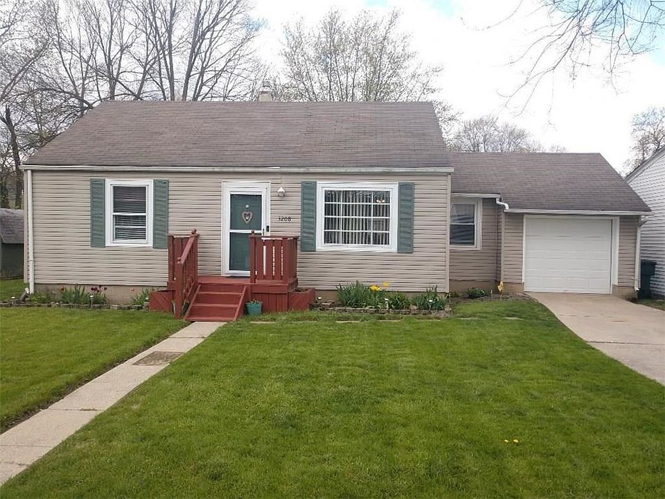 1st image of 3208 W Holly St