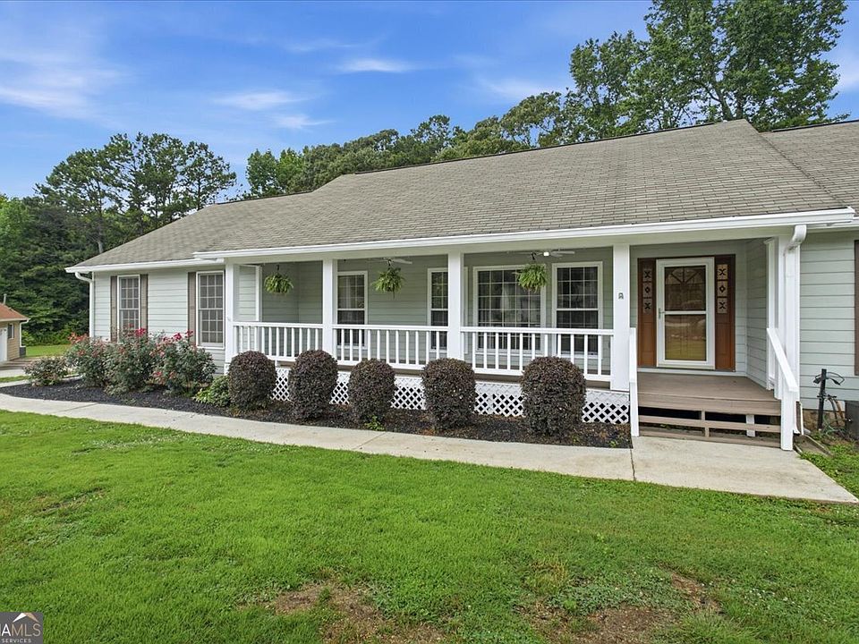 1st image of 93 Daniel Ct