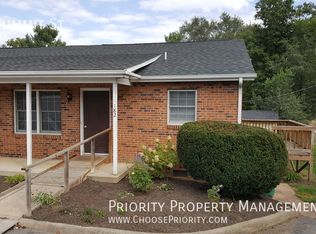 182 Summit St, Dayton, VA 22821