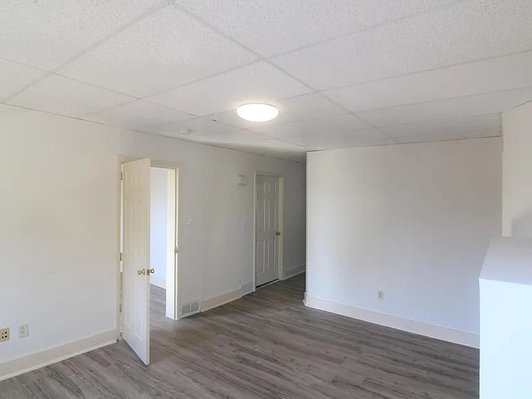 431 Rebecca Ave #2 — Photo 3