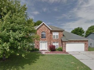 3909 Whitfield Dr, Swansea, IL
