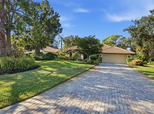 1690 Pine Harrier Cir, Sarasota, FL 34231