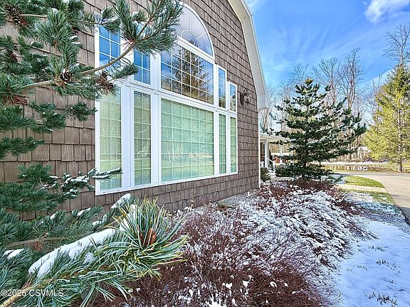 2nd image of 951 Mountain Rd