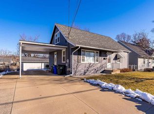3406 H Ave NW, Cedar Rapids, IA 52405