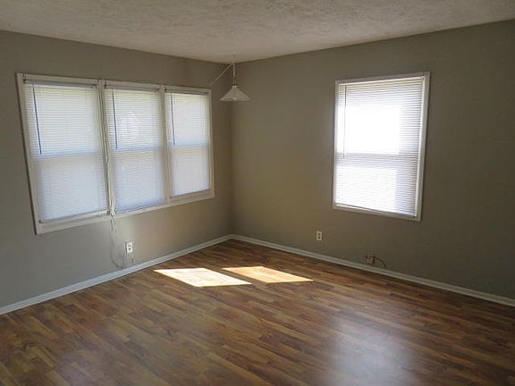 5th image of 4026 Twin City Dr