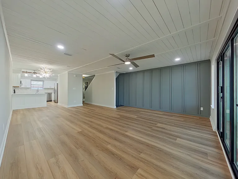 810 Eglin Pkwy NE #12 — Photo 5