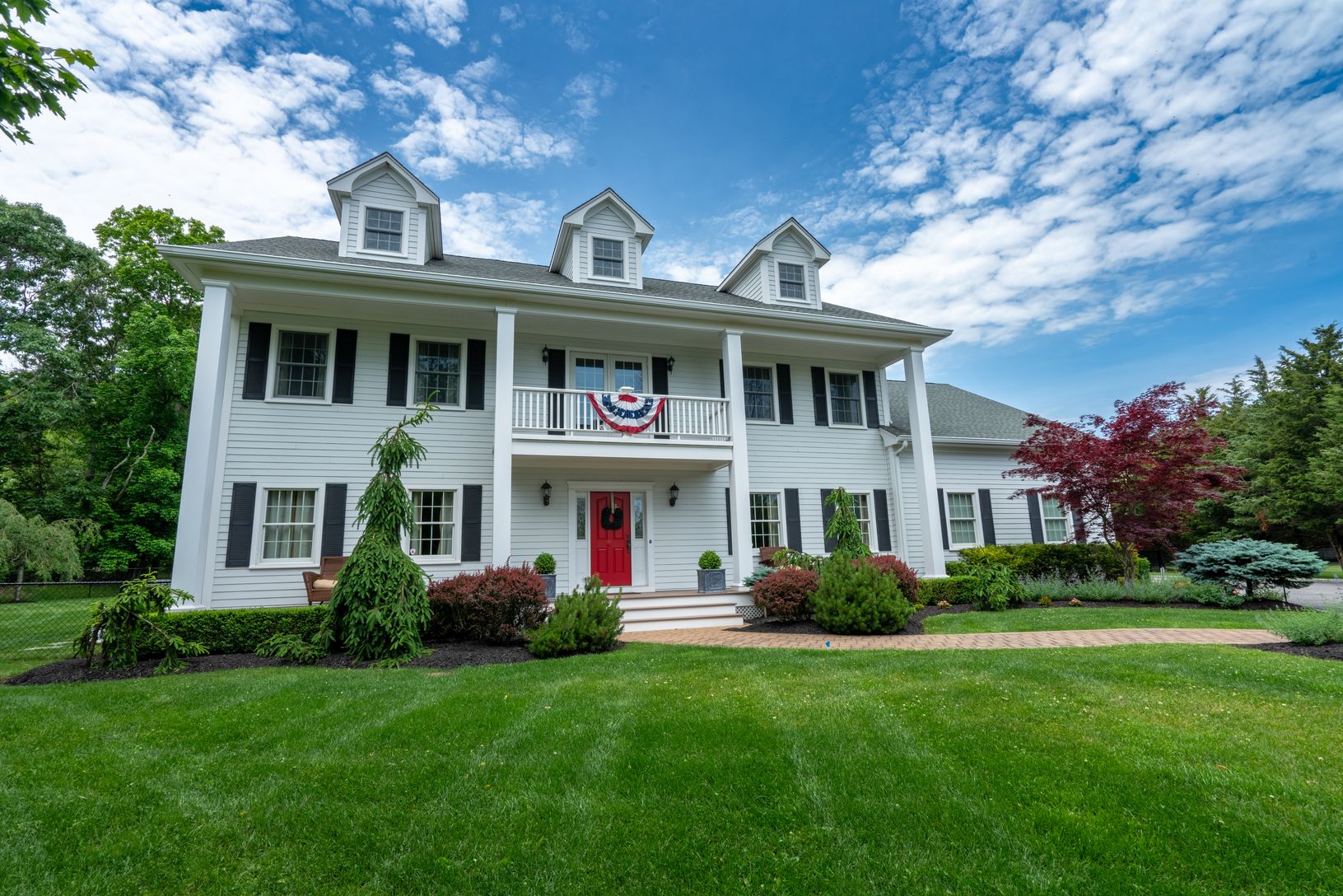  front of house