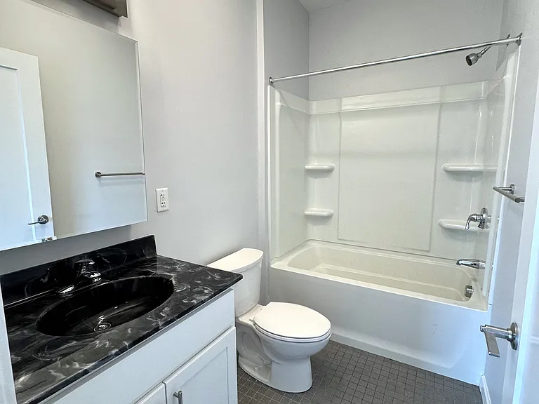 118 Old Colony Ave #422 — Photo 9