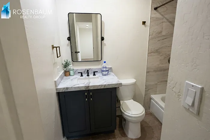 7321 E Coronado Rd — Photo 6