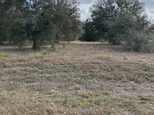  SW 10th St, Cross City, FL 32628