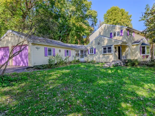 719 Thayer Rd, Fairport, NY 14450