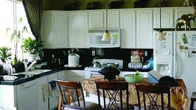 3rd image of 898 Lighthouse Dr