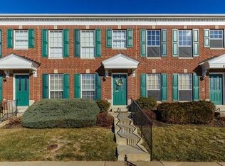 870 Brookmead Dr, O'Fallon, MO 63366