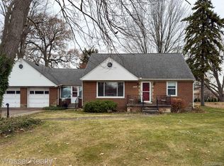 28771 Bunert Rd, Warren, MI 48088