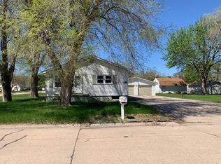 228 Ruby Ave, Grand Island, NE 68803
