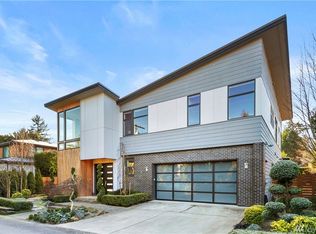 2935 74th Ave SE, Mercer Island, WA 98040