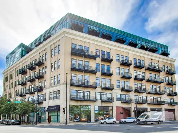 1645 W Ogden Ave Unit 602, Chicago, IL 60612