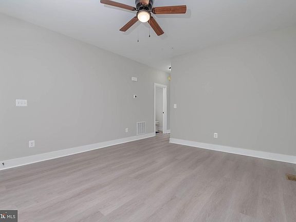 5th image of 419 Otsego St