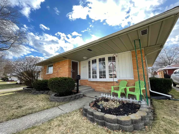 24705 Princeton St, Saint Clair Shores, MI 48080