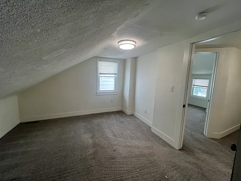 620 Poplar St #1 — Photo 11