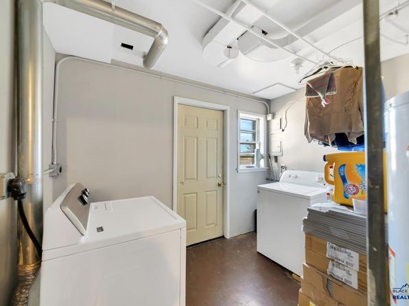 rapid-city-south-dakota-218888852 picture