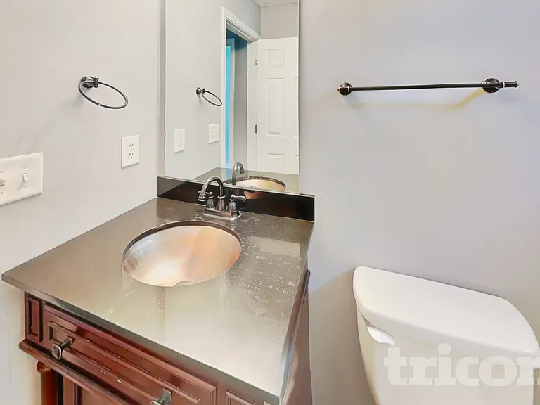 329 Kellys Walk — Photo 13