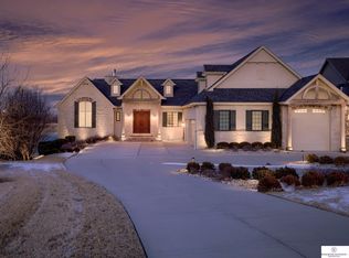 17624 N Reflection Cir, Bennington, NE 68007