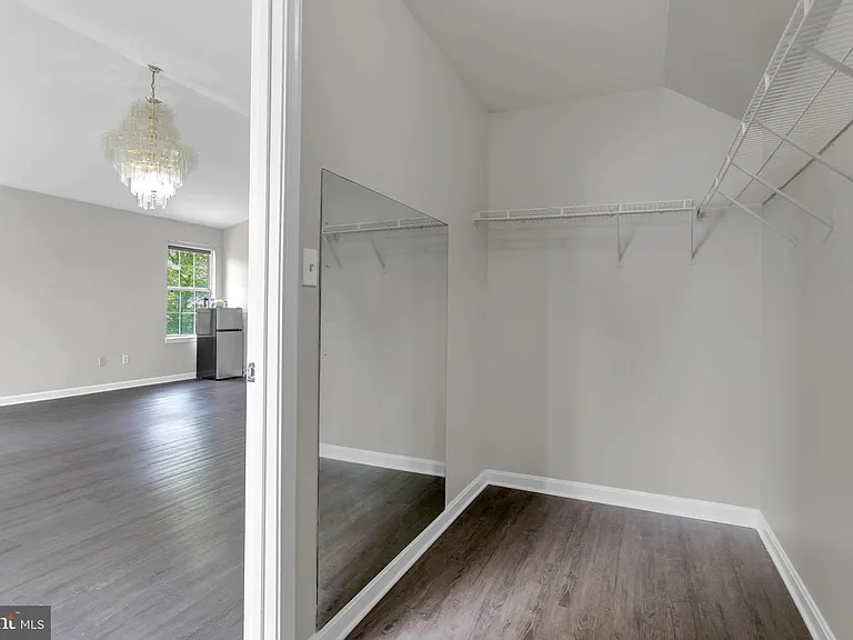 15704 Beau Ridge Dr — Photo 38