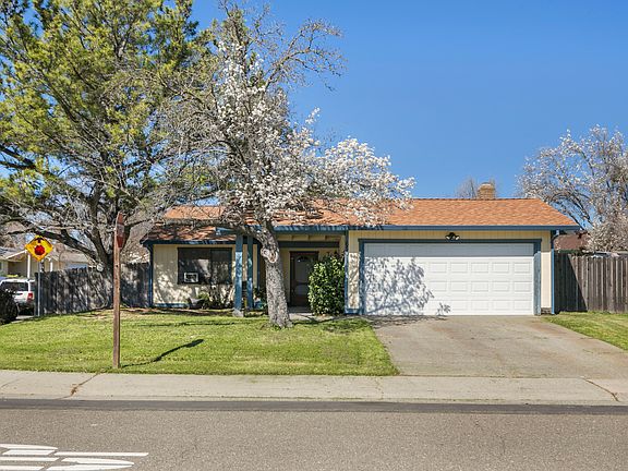 2nd image of 6501 Carmelwood Dr