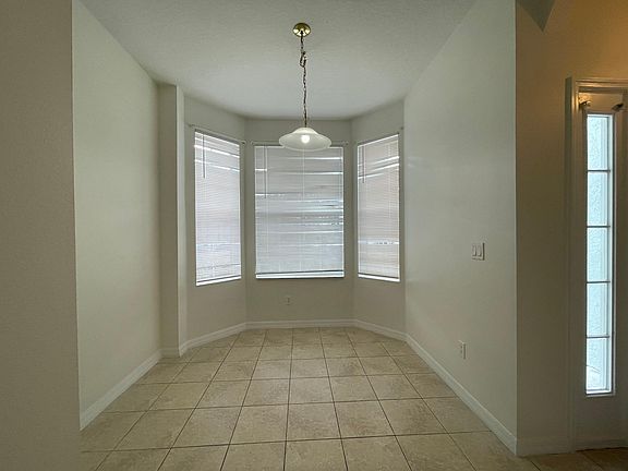 5th image of 1244 S Beach Cir
