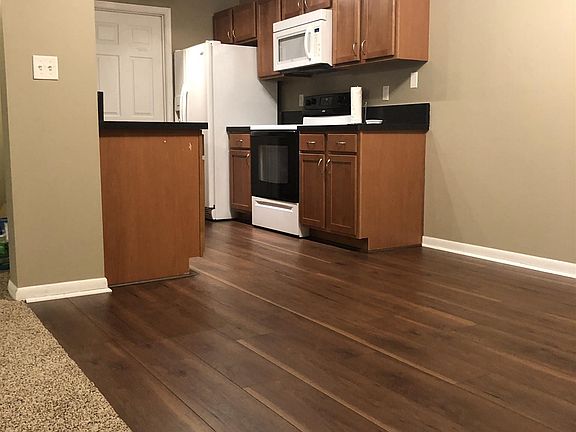 5th image of 580 Cloverfield Ln APT 101