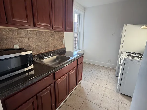 130 West 47th Street image 2 of 11