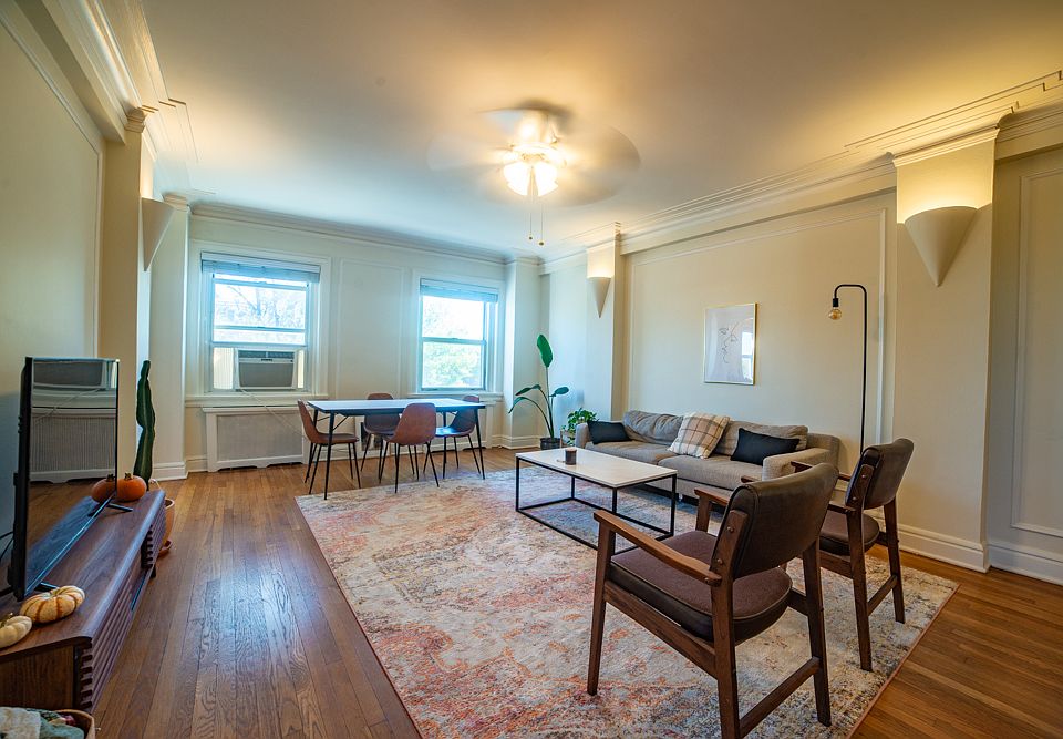 1st image of 420 E Armour Blvd #1B-1Ba-800Sqft